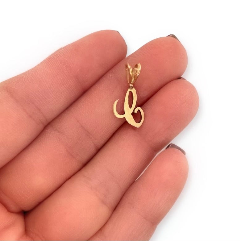 Vintage 14k Yellow Gold "C" Initial Pendant Name Cursive Gift Idea in hand