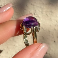 Antique belcher-set amethyst cabochon statement ring in 8k yellow gold