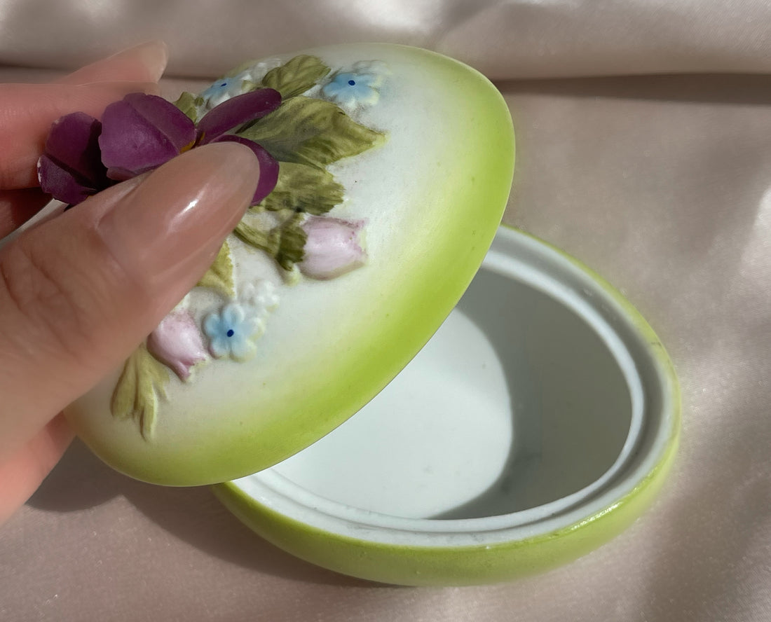 Vintage 1970s porcelain handpainted made in Japan Lefton egg shaped jewelry box