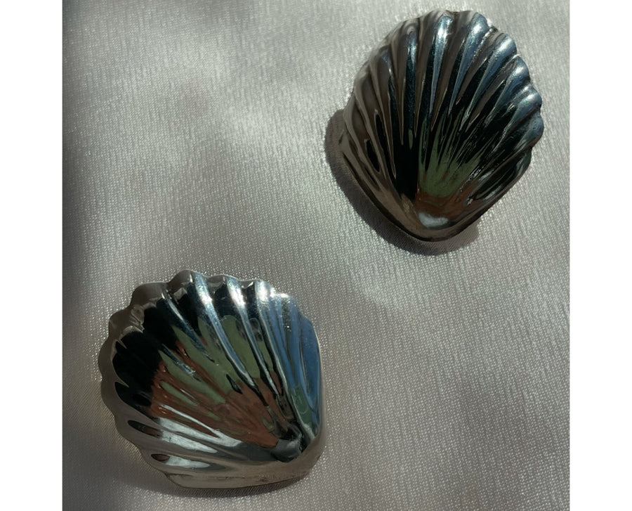 Vintage Sterling Silver Puffy Shell Statement Stud-Back Earrings